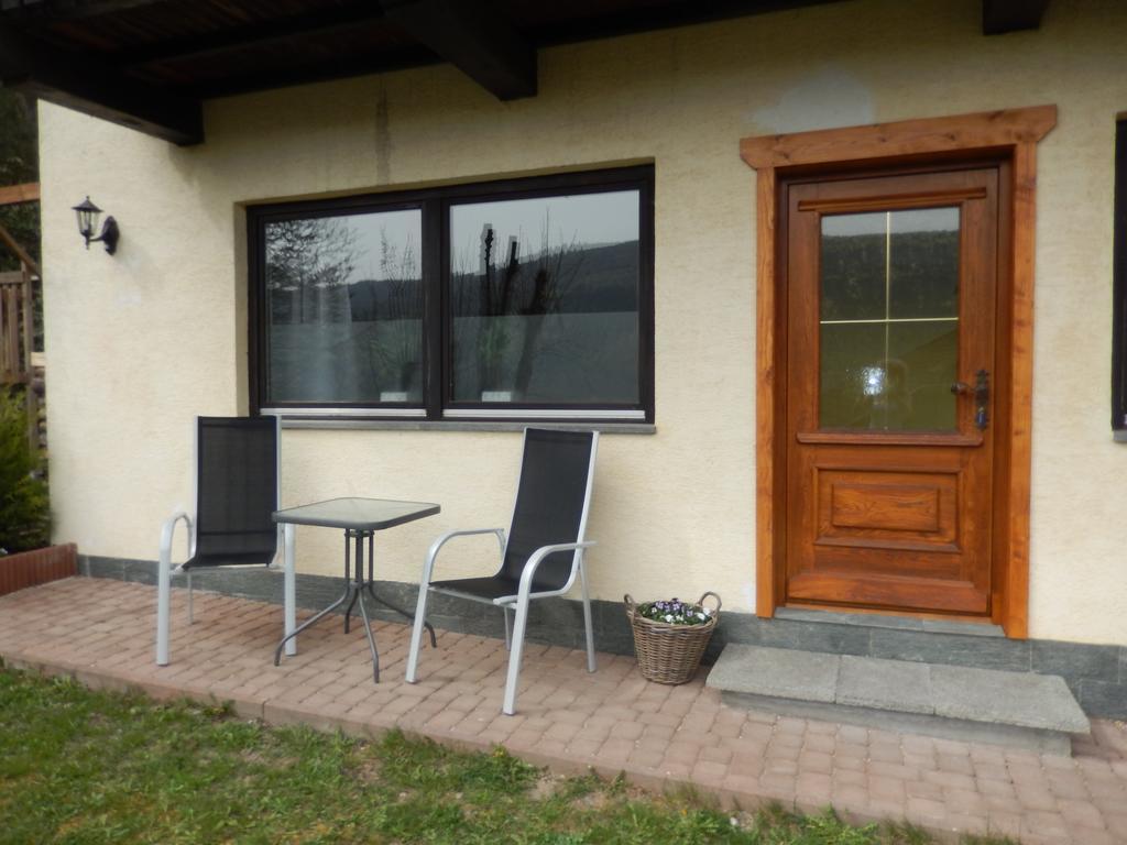 Appartamento Haus Am Wald Steindorf am Ossiacher See Esterno foto